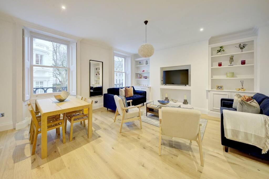 Stunning Hyde Park Apartment Londra Exterior foto